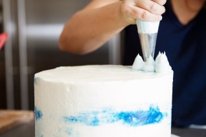 Blueberry Milk Crumble Cake