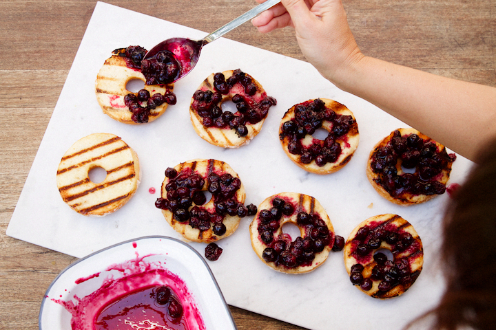 Grilled Doughnuts With Blueberry