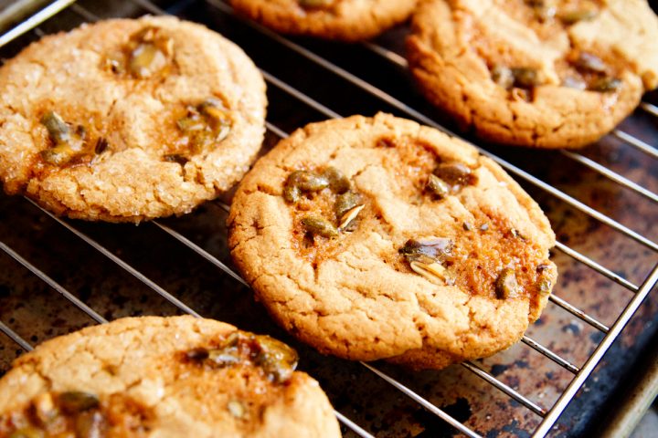 Peanut Butter Brittle Cookies