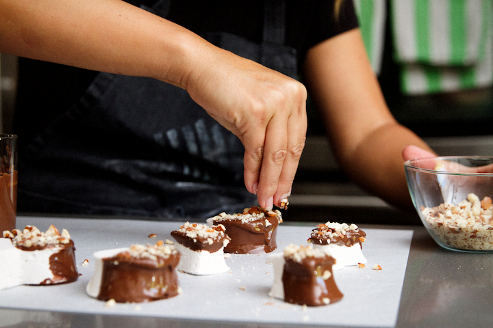 Chocolate Dipped Marshmallows