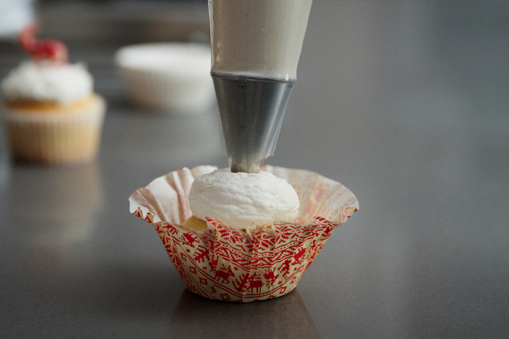 Easy Winter Wonderland Cupcakes