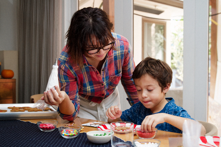 Gingerbread Cookie Decorating