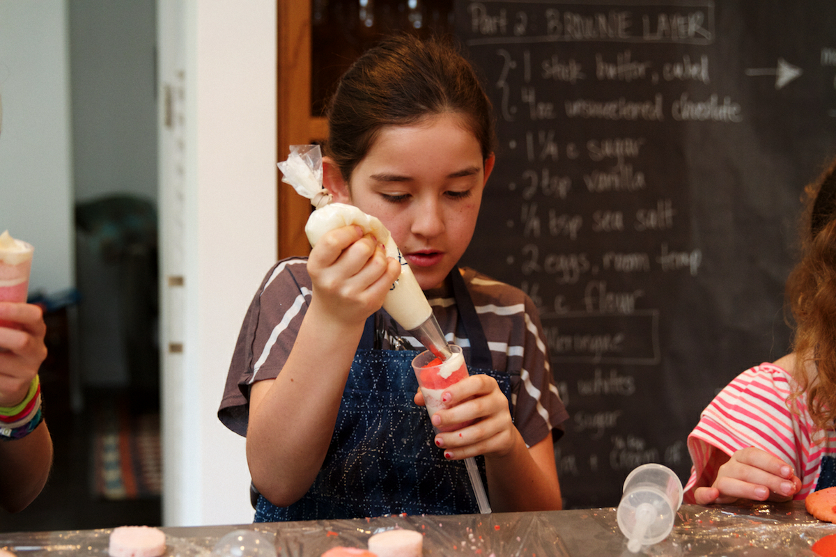 Pink Ombre Cake Pops for Your Little Valentine