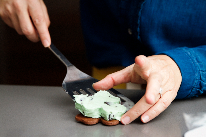 Saint Patrick's Day Ice Cream Cookie Sandwiches 