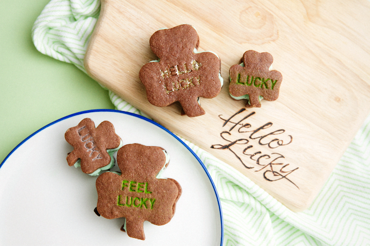 Saint Patrick's Day Ice Cream Cookie Sandwiches 