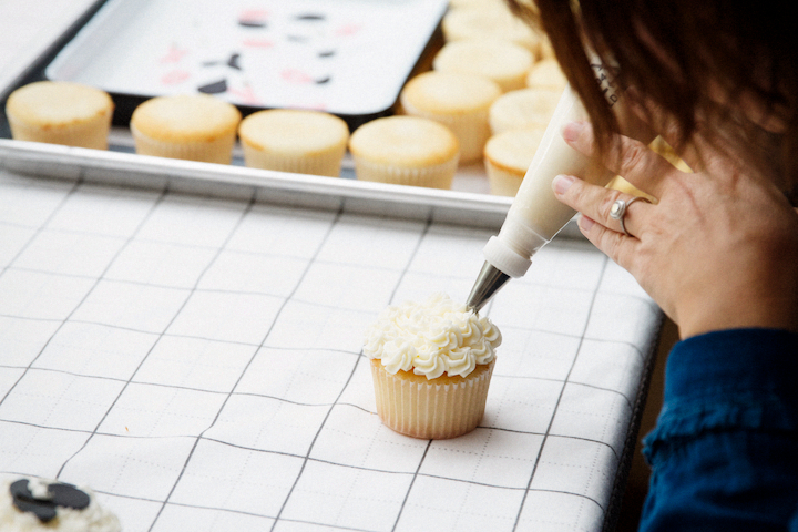 Baby Shower Cupcakes