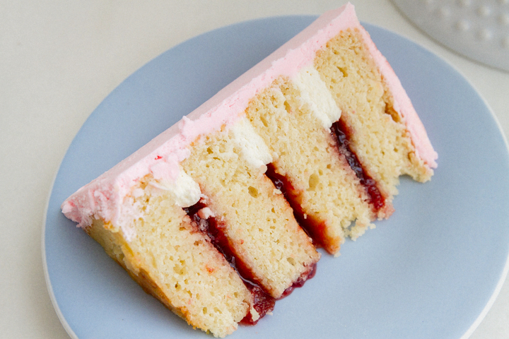 Strawberry Lemonade Bunny Cake