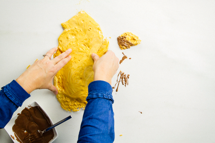 Scrumptious Honeycomb Candy With Chocolate Drizzles 