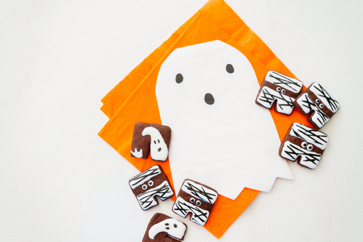 ghost and mummy cookies with ghost napkins