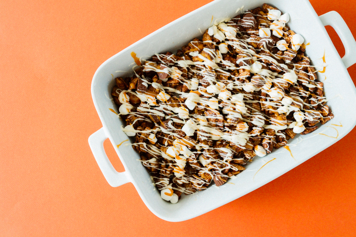 Gooey Caramel-choco Chex Mix