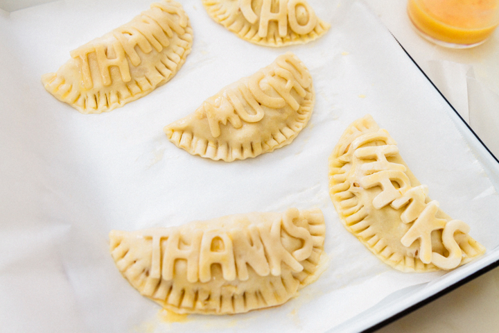 Hand pies with apple and caramel