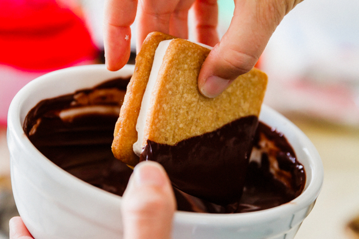 dipping smores in chocolate