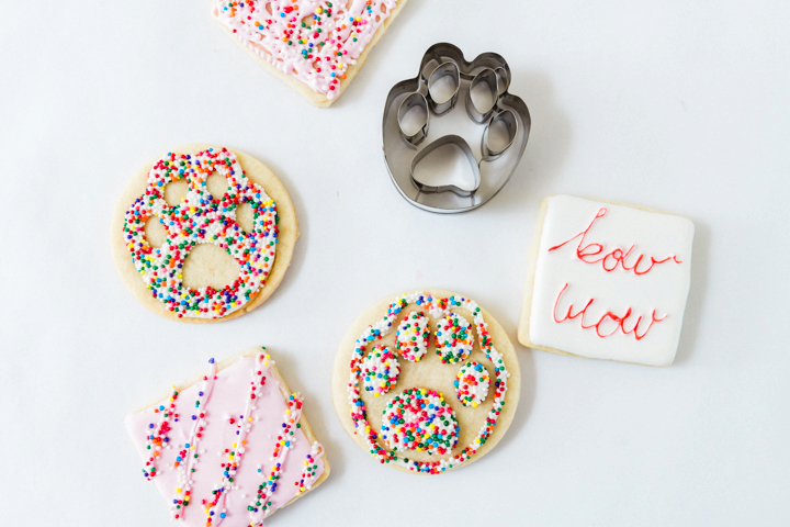 Paw cookies with sprinkles