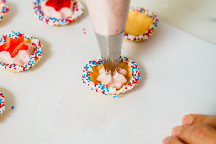 Strawberry cream cheese filling